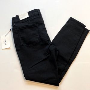 NYDJ SZ 8 Black Skinny Denim Jeans New D6
